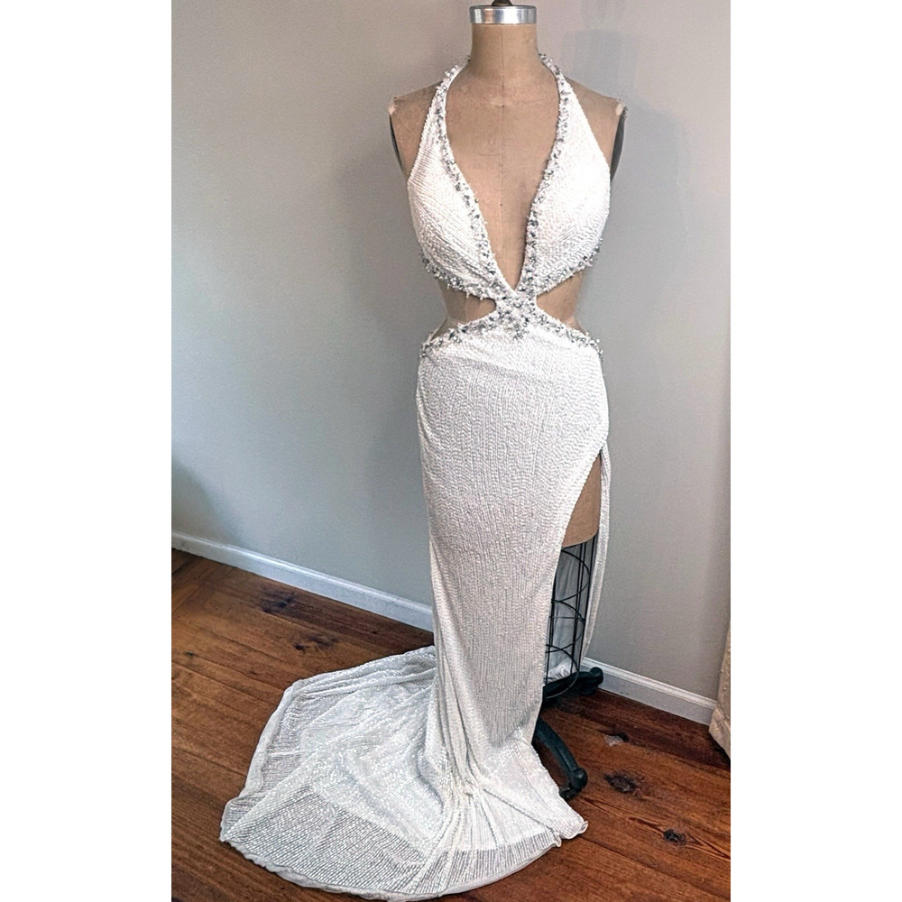 Ashley Lauren White Beaded Cutout Gown Size 4 Plunge Halter Slit Prom Pa
